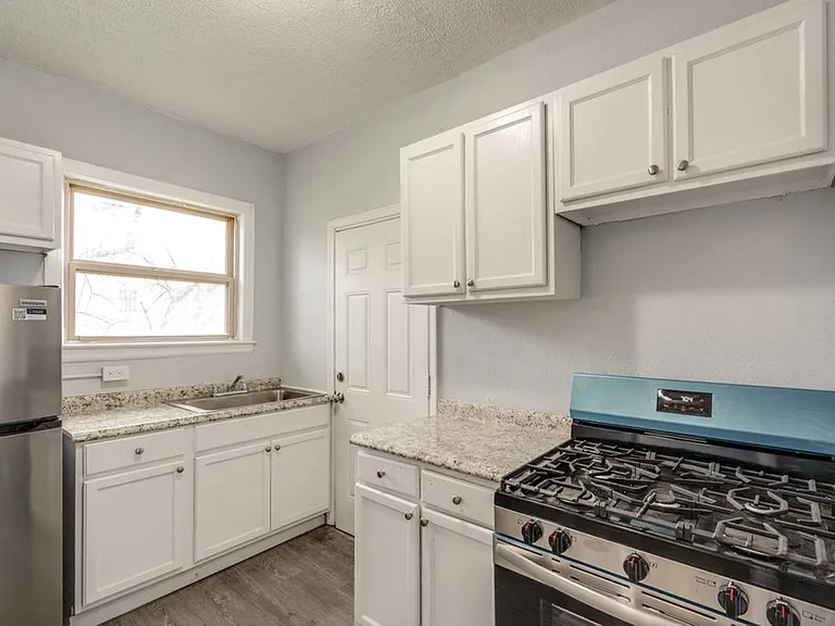 2840 S Moreland Blvd #3 — Photo 8