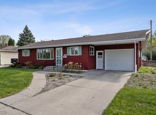 1122 River Dr S, Moorhead, MN 56560