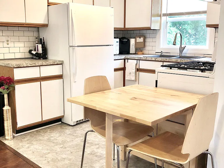 111 Fayette St #B — Photo 4