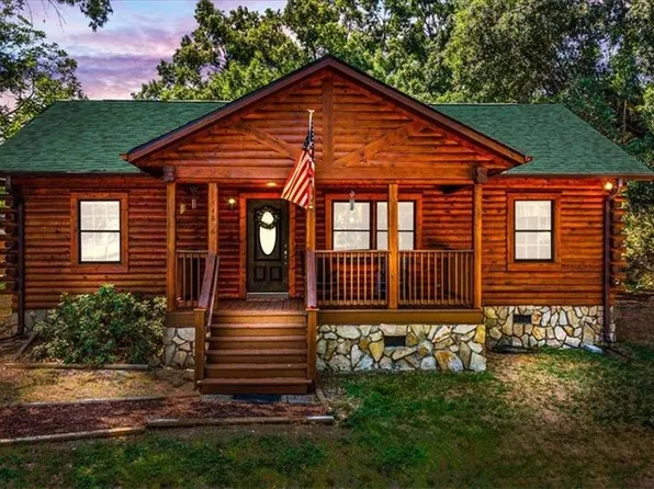 4818 Winford Rd, Greensboro, NC 27407