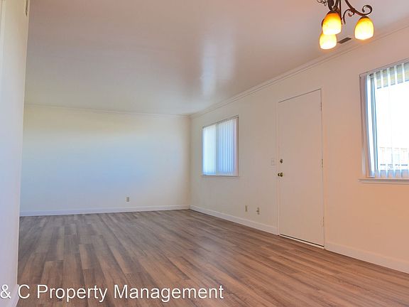 3rd image of 935 Lighthouse Ave #11085374