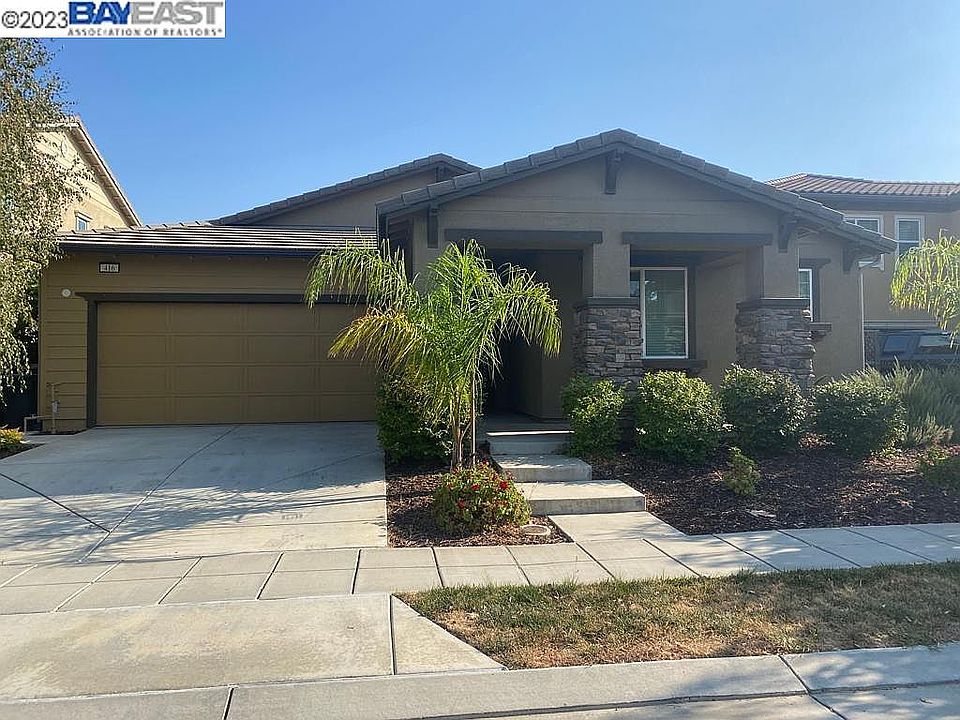 1st image of 416 W Gravino Dr