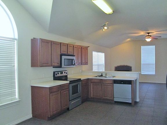 5th image of 6436 Canyon Trl
