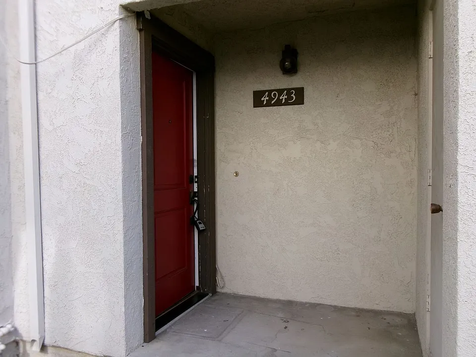 4943 Embassy Way
