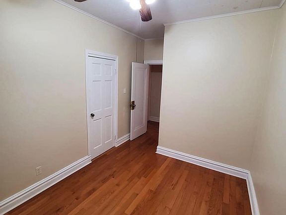 3rd image of 173 W 33rd St