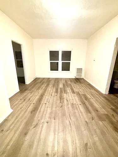 Floor plan 304