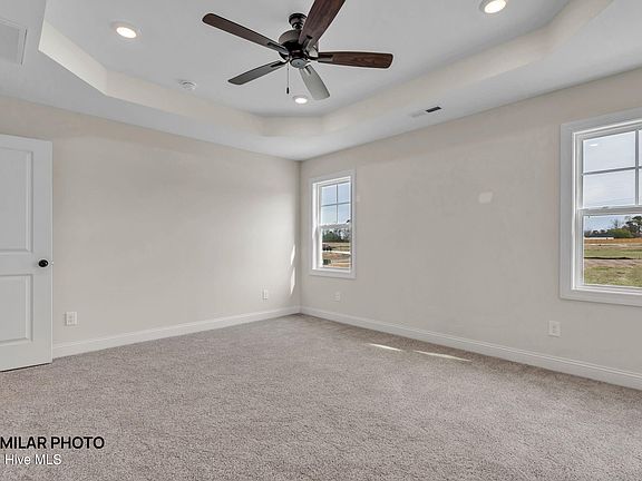 5th image of 209 Gate Water Court #41