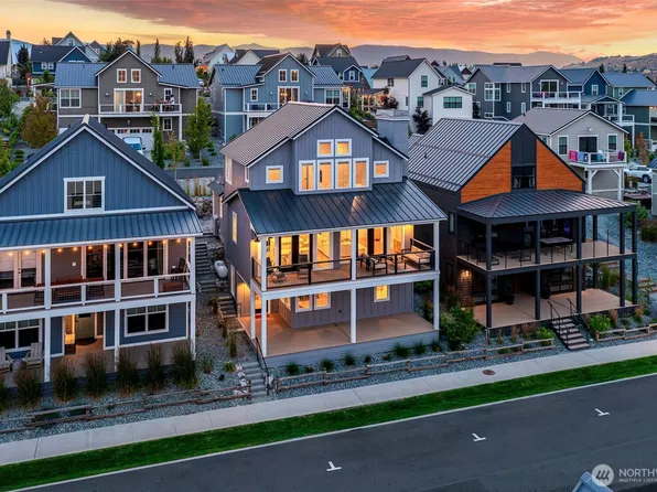 259 Bobcat Lane, Chelan, WA 98816