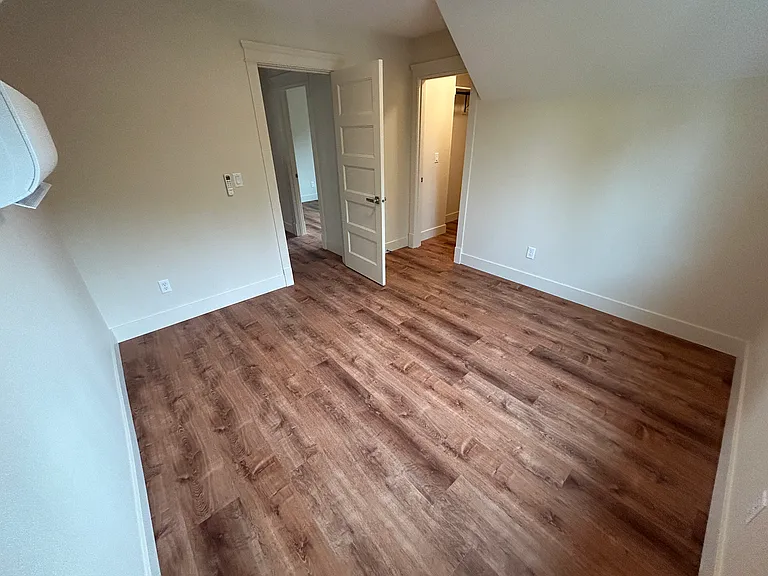 1598 Court St NE #1 — Photo 21