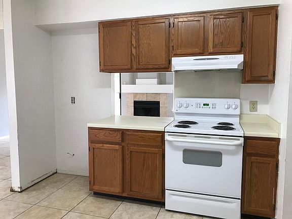 5th image of 9442 Valley Way Dr