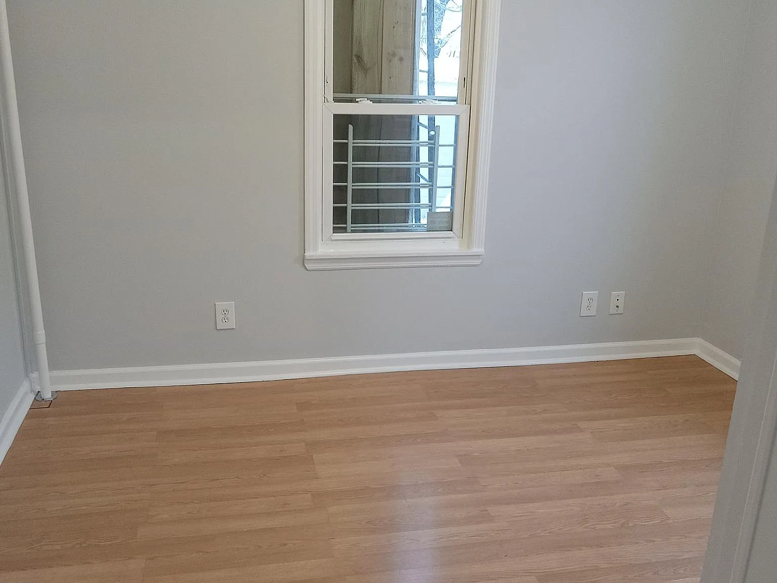 3 bed, 900 sqft, $2,850 — Photo 2