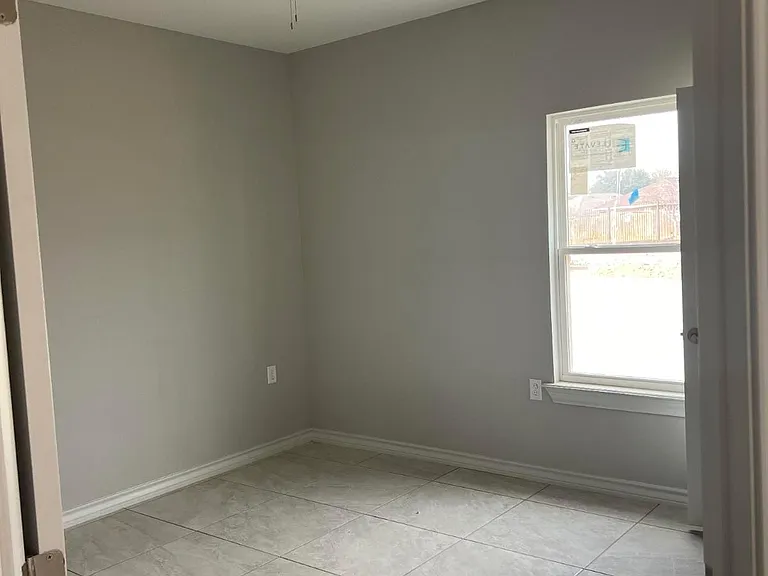 1201 Gage Ave #21 — Photo 2