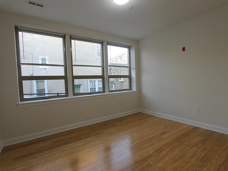 The Greenview — Photo 16