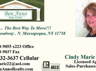 214 N Maple St, Massapequa, NY