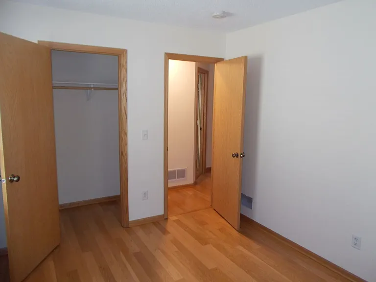 1020 Stinson St — Photo 12