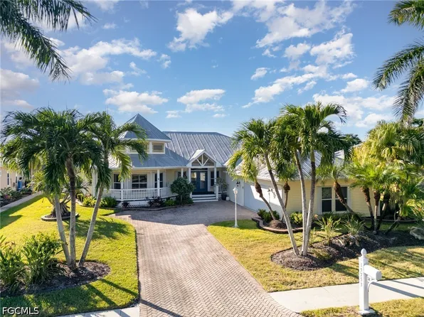 15753 Caloosa Creek Cir, Fort Myers, FL 33908
