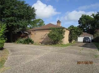 11422 Lakeside Place Dr, Houston, TX 77077