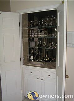 Wet Bar on main level