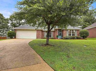 406 Bedford Pl, Brandon, MS 39047