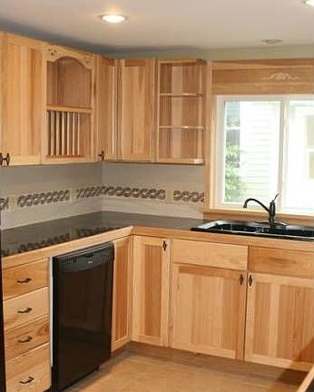 Kitchen, hickory cabinets