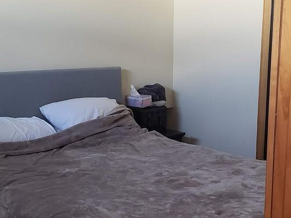 5th image of 1723 Summit Ave APT 112