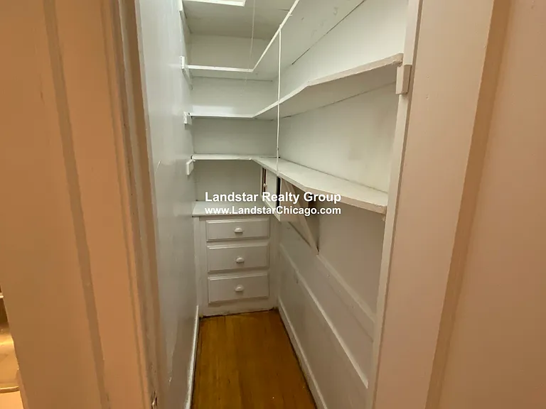 2419 W Sunnyside Ave #2 — Photo 11