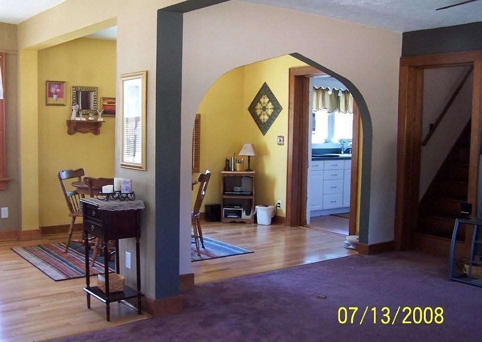 2nd image of 307 E Waterford St