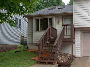 822 Dover St, Iowa City, IA