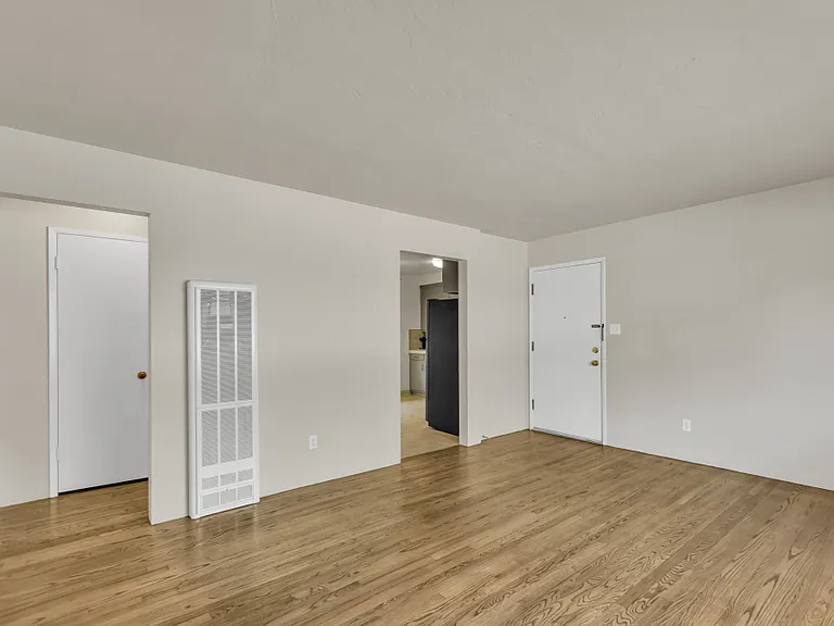 1624 T St #9 — Photo 3