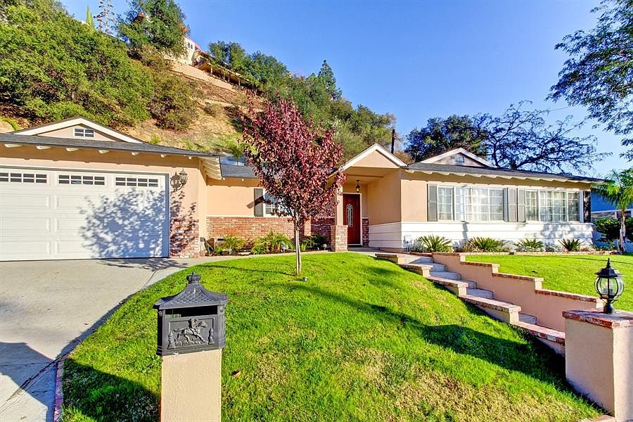 1st image of 1353 E Loma Alta Dr