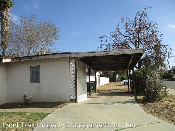 2nd image of 1896 S Escondido Blvd