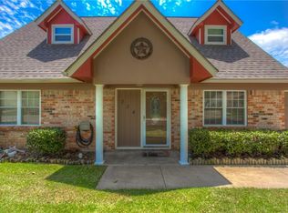 234 NE Craig St, Burleson, TX 76028