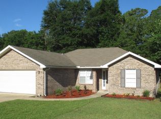213 Evergreen Ave, Niceville, FL 32578
