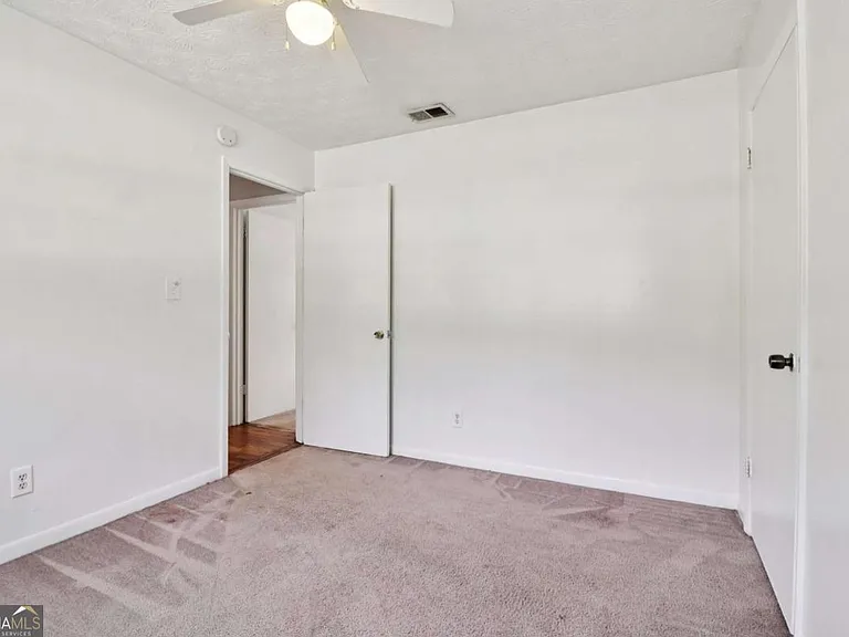 2344 Chestnut Log Pl — Photo 35
