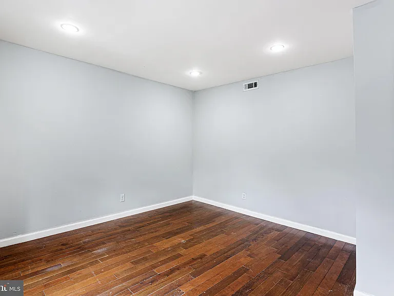 1240 Federal St — Photo 18
