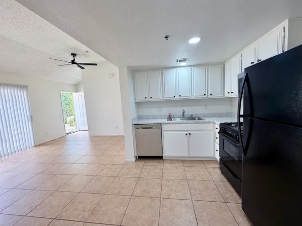 73881 Fred Waring Dr #C4, Palm Desert, CA 92260