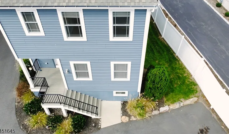 156 Broad St #A — Photo 35