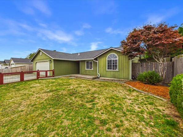 2350 Thiel Ave, McKinleyville, CA 95519
