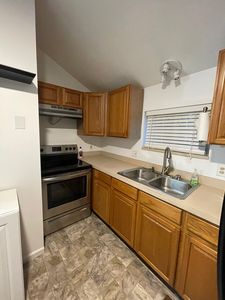 390 E Paige Ave, Barberton, OH, 44203
