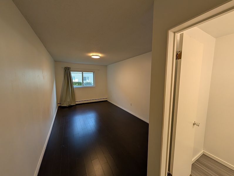 Richmond Apartment for rent - 3 Bedrooms — photo 23
