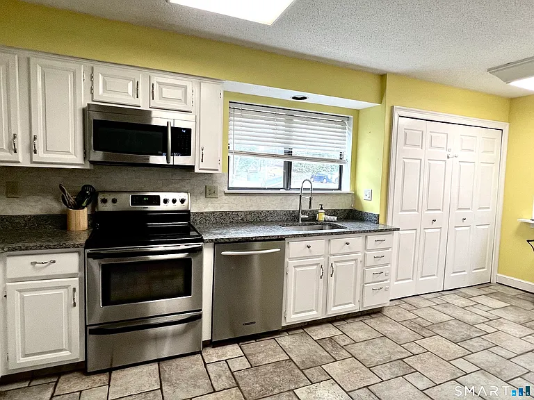 334 Conestoga Way #334 — Photo 13