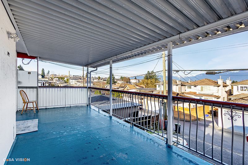 Vancouver House for rent - 3 Bedrooms — photo 22
