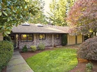 1460 SW Woodward Way, Portland, OR 97225