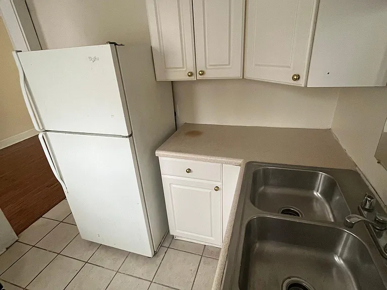 918 Ferndale Blvd #918 — Photo 2