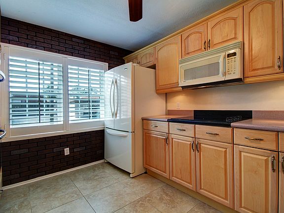 2nd image of 19029 Us Hwy 19 N APT 11E