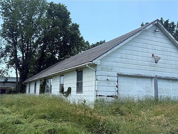 2nd image of 12522 Ballard Blvd