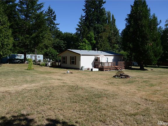 3rd image of 81 NE Dragonfly Ln