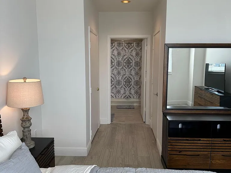 1551 N Flagler Drive Lph #17 — Photo 19