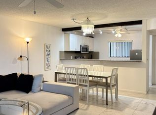 5130 Las Verdes Cir APT 313, Delray Beach, FL 33484
