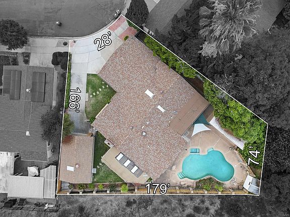 3rd image of 5975 Baja Dr